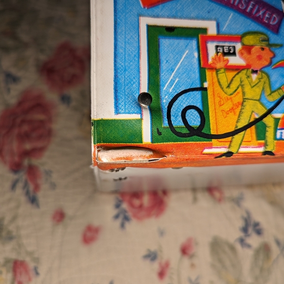 Vintage, Rare "Ideal" Toy 1960's Service Center and Truck Depot - Picture 7 of 11